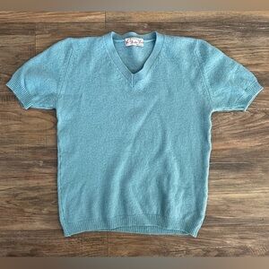 Vintage 60s Wool Knit V-Neck Short Sleeve Sweater Top